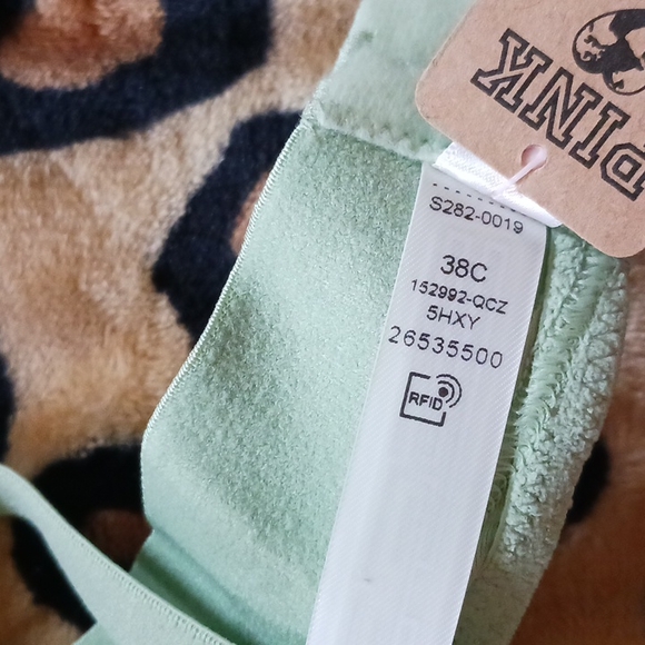 NWT Victoria secret pink bra - Picture 5 of 7